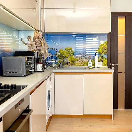 Spacious 2br - Park - Parking By Flat Manаger شقة *