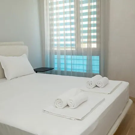 Spacious 2br - Park - Parking By Flat Manаger شقة *
